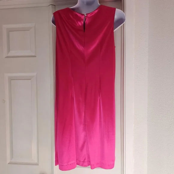 Bright neon pink layered draping appearance dress - Picture 2 of 3